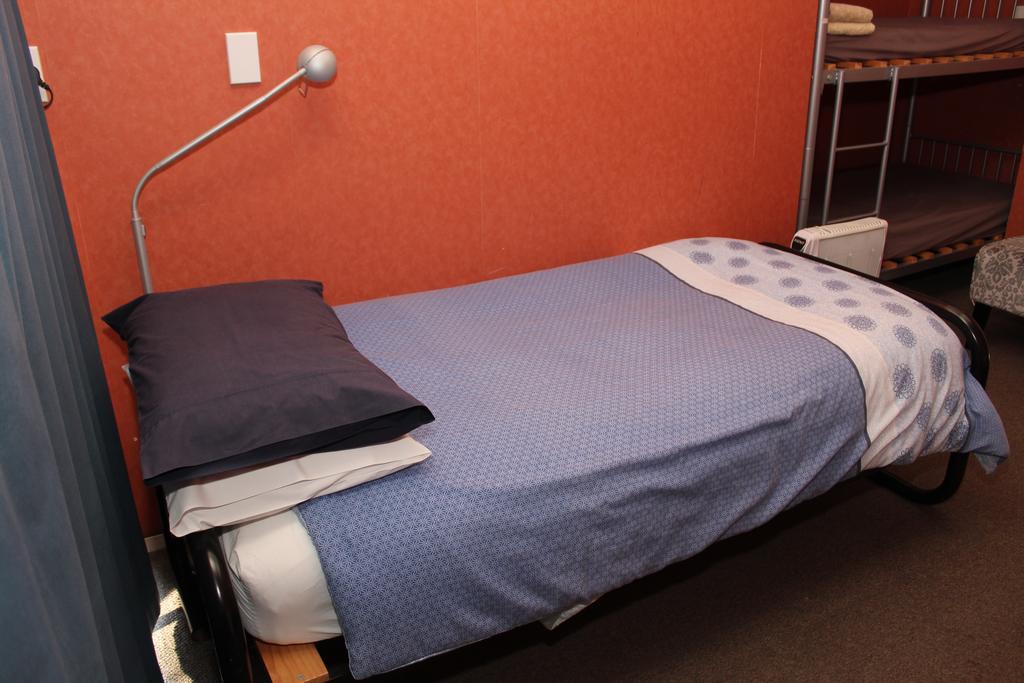 Central City Camping Park إنفيركارجِِيل الغرفة الصورة